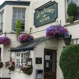 The Beaufort Arms كيلتنهام المظهر الخارجي الصورة